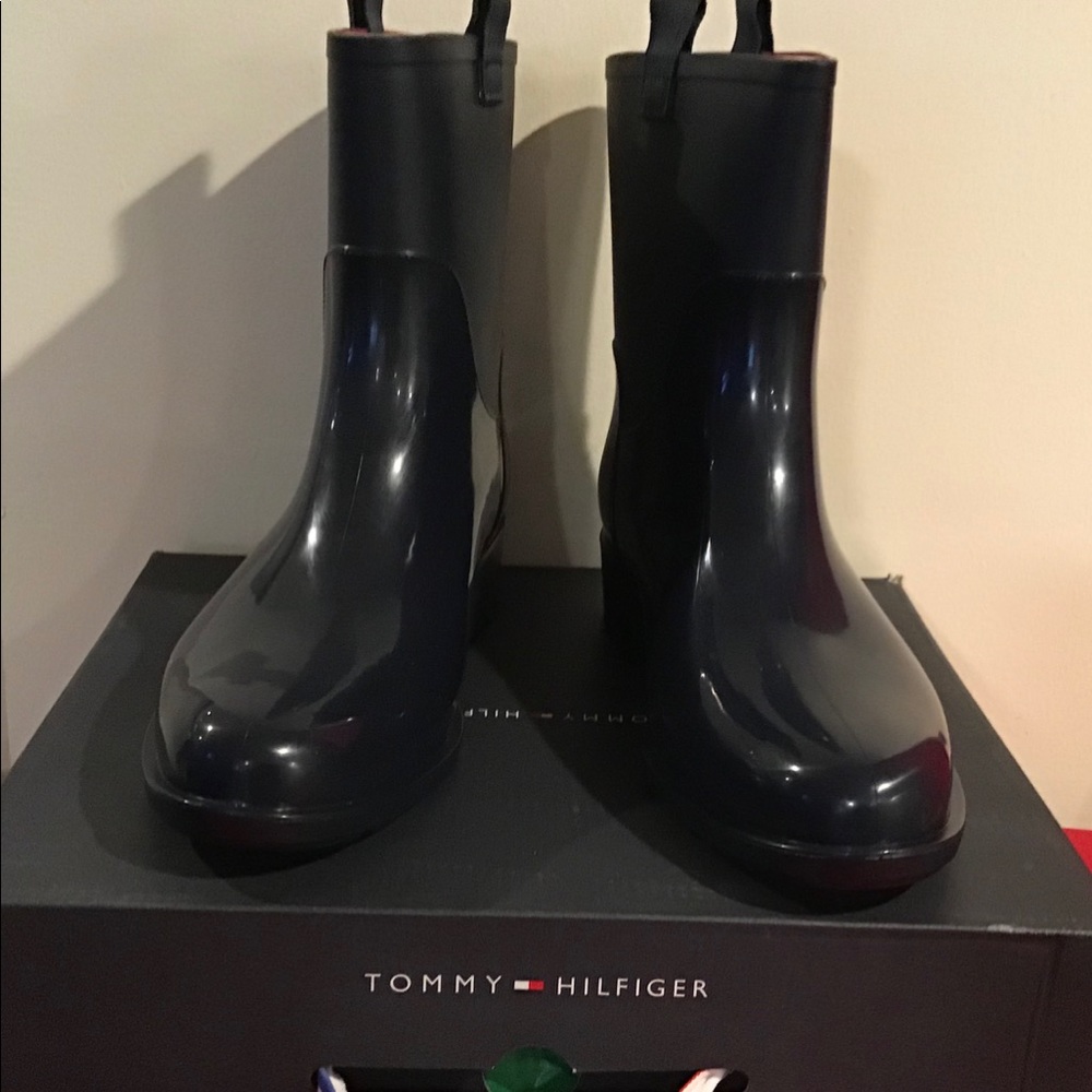 Tommy Hilfiger rain boots